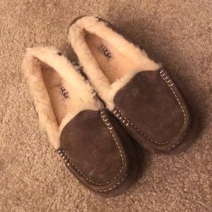 Like-New Ugg Moccasin Slippers